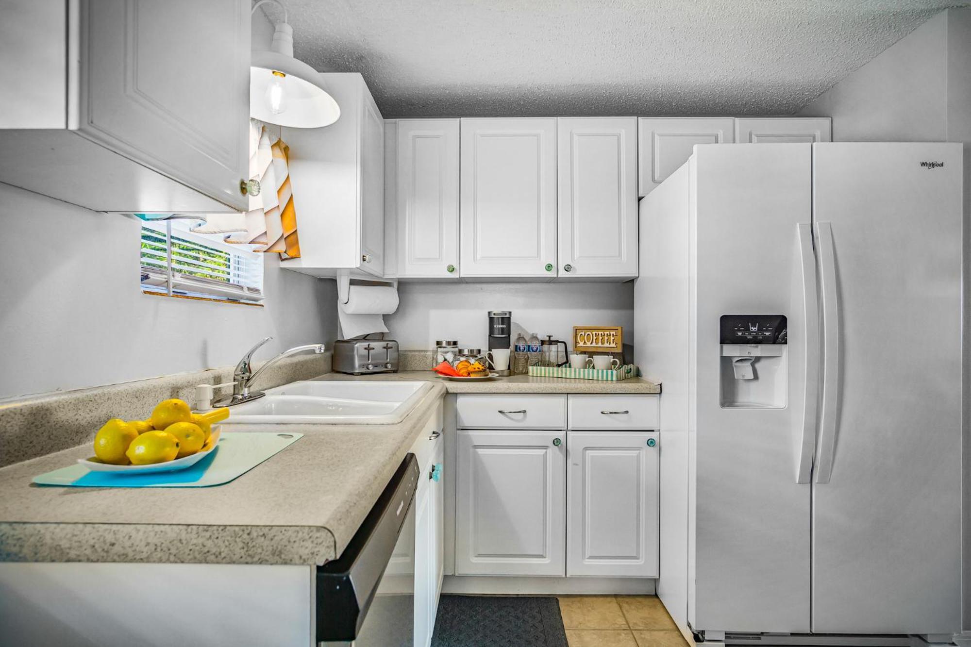 Beach Cottage With Heated Pool Just Off Siesta Key Sarasota Exterior foto