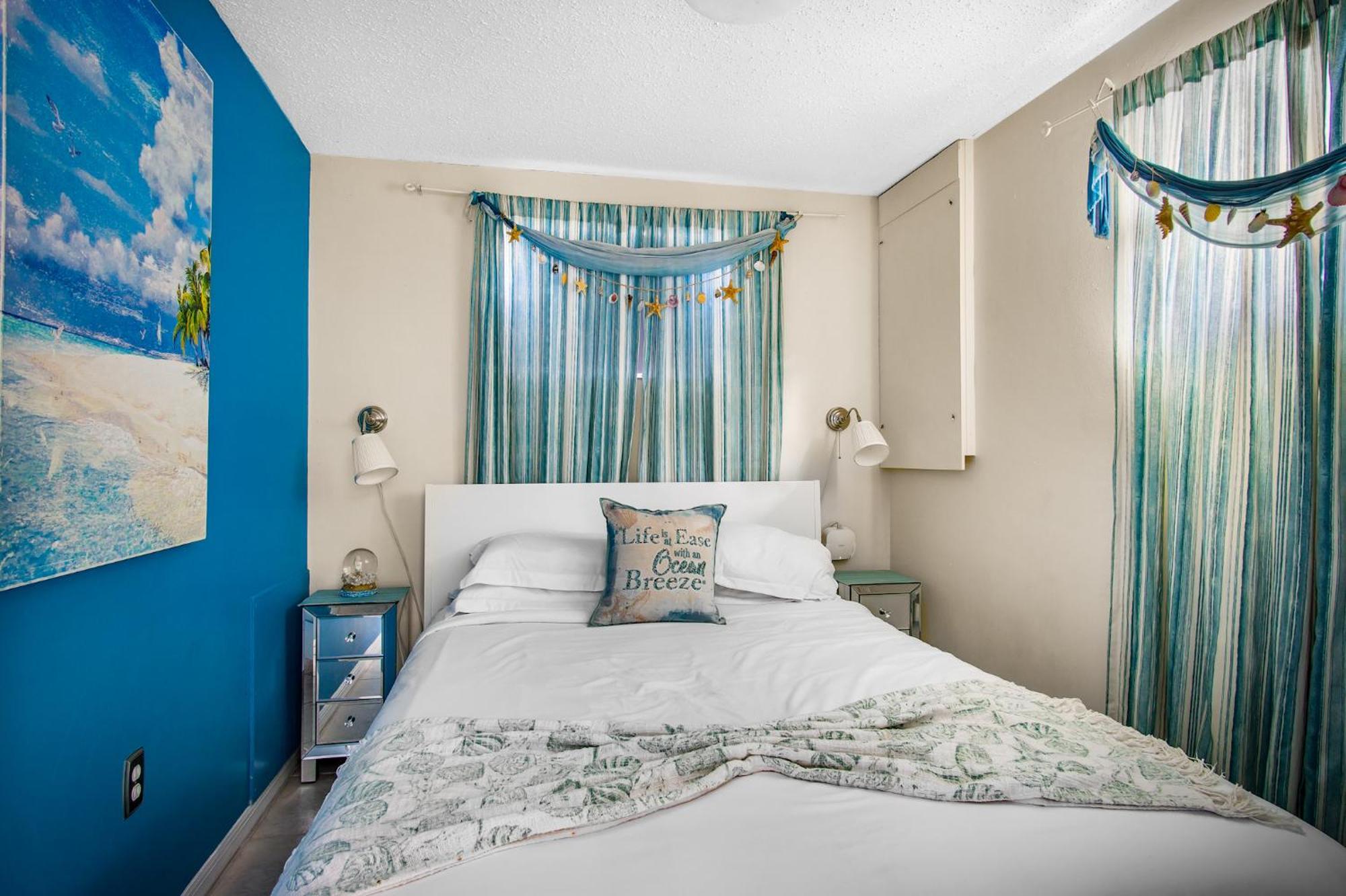 Beach Cottage With Heated Pool Just Off Siesta Key Sarasota Exterior foto